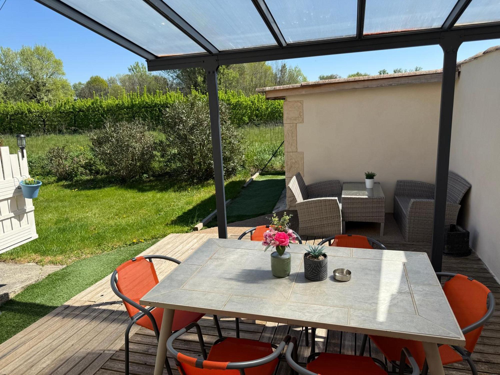 Au Calme, Confortable Avec Terrasse 勒普赞 外观 照片